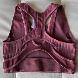 Gymshark Geo Seamless sports bra size S in rose/pink